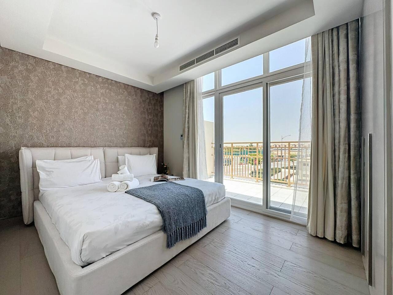 Key View - Aquilegia Villa, Damac Hills Dubaï Extérieur photo
